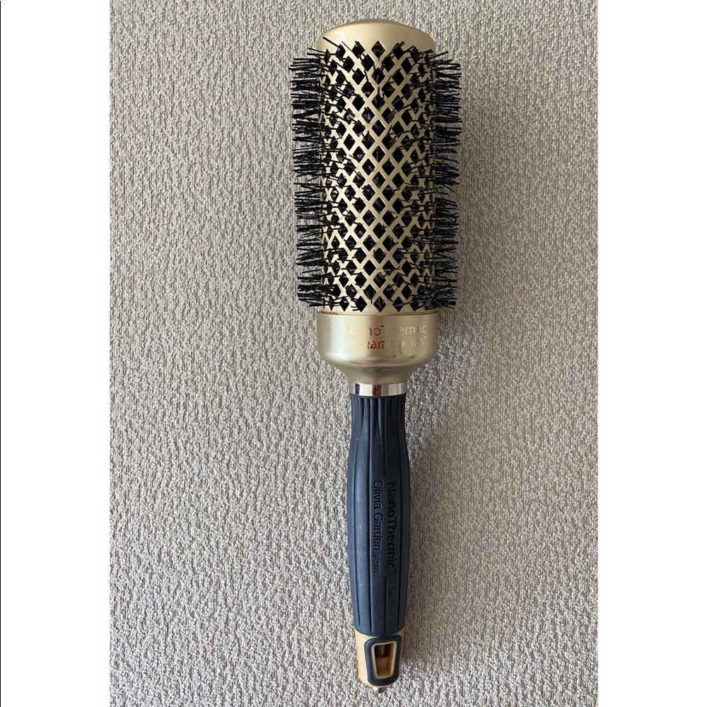 Ceramic brush from Ulta